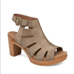 Dansko Demetra taupe heeled sandals 38